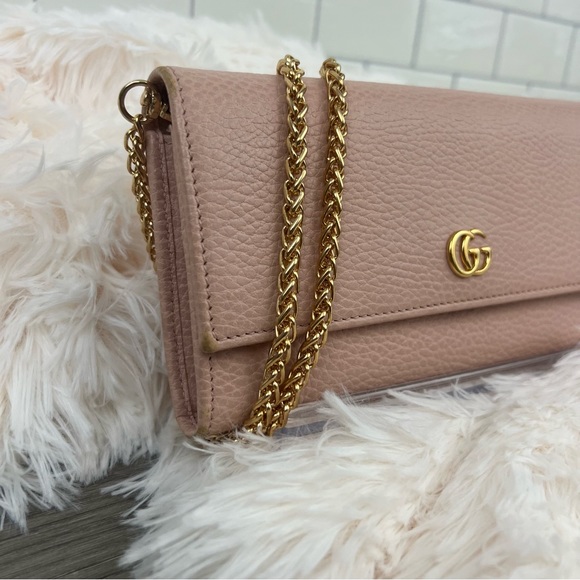 Gucci Pink Pebbled Leather Marmont Continental Flap Wallet with Chain - Picture 2 of 9
